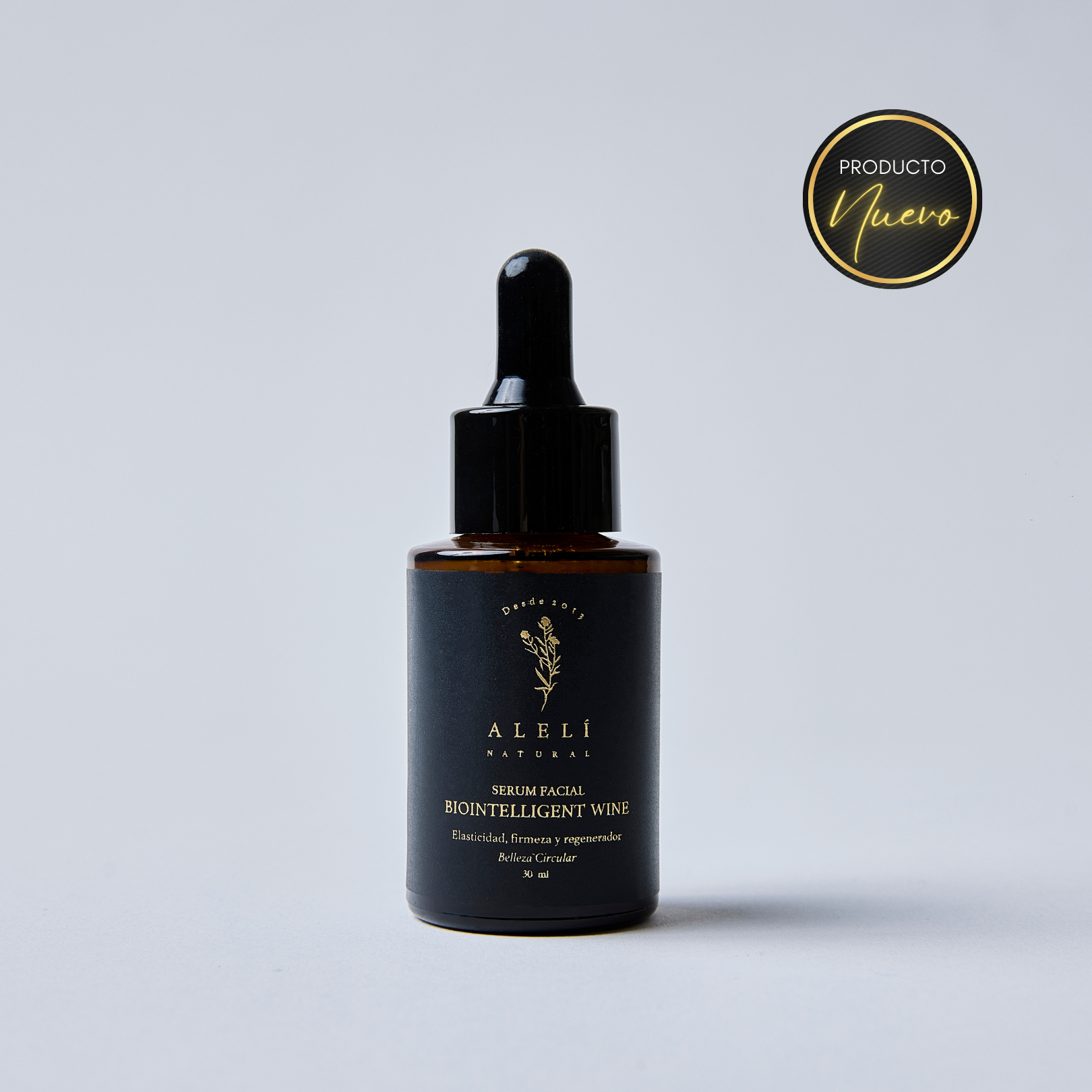 Producto Nuevo. Nuestro Serum Biointelligent Wine combina lo mejor de la ciencia botánica con la belleza consciente. Formulado con extracto de orujo de uva, rico en polifenoles y antioxidantes naturales, protege la piel del envejecimiento celular y aporta una luminosidad saludable desde la primera aplicación.